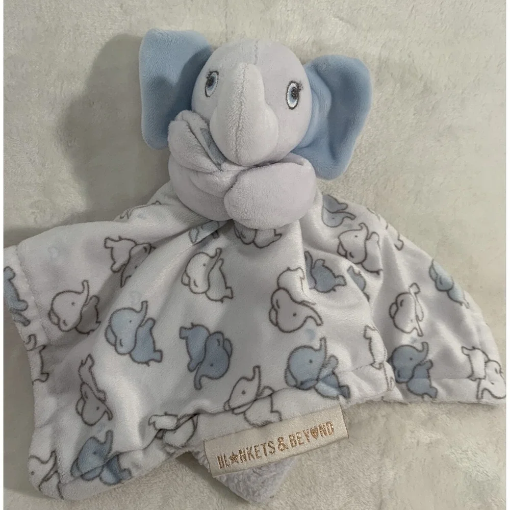 Blankets & Beyond Blue White Elephant Security Baby Blanket‎ Plush Lovey Toy